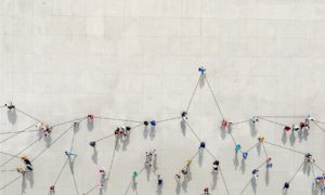 Crowd from above forming a growth graph